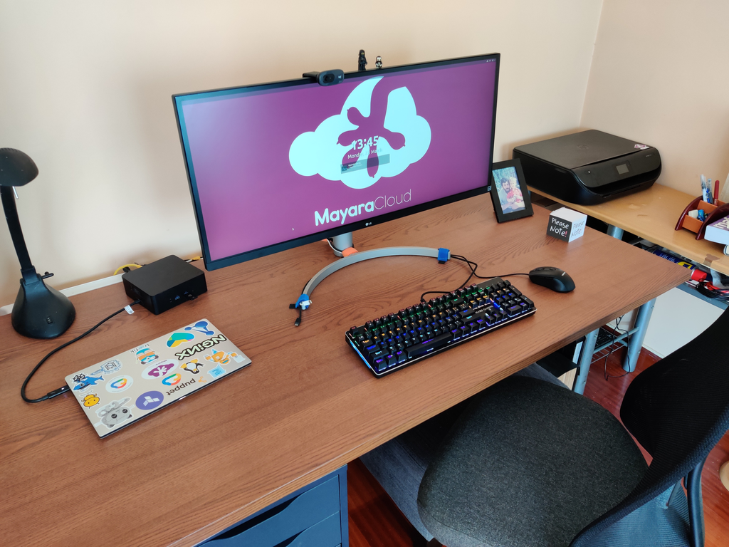 Mayara Desk Mayara Desk